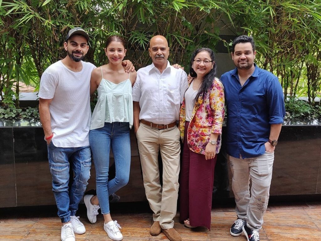 Anushka Sharma Family Pic