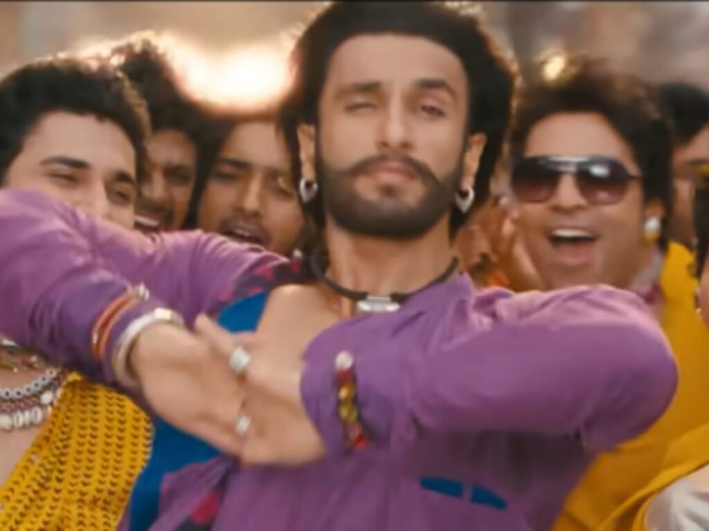 Ranveer Singh Tattad Tattad Song